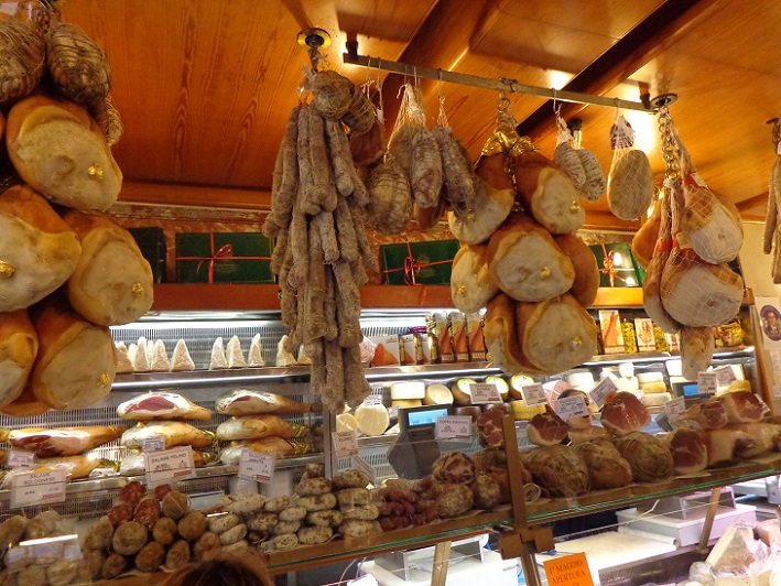 Food is a major attraction of Bologna.