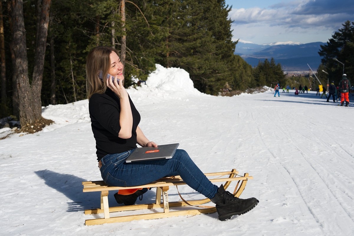 becoming a digital nomad