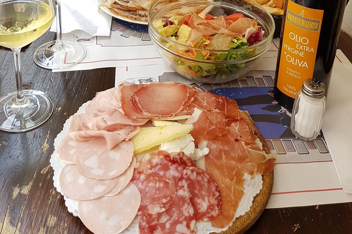 Bologna city food tour