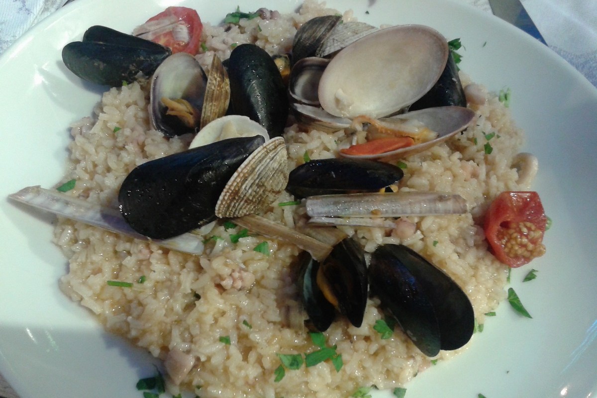 food in campania seafood risotto