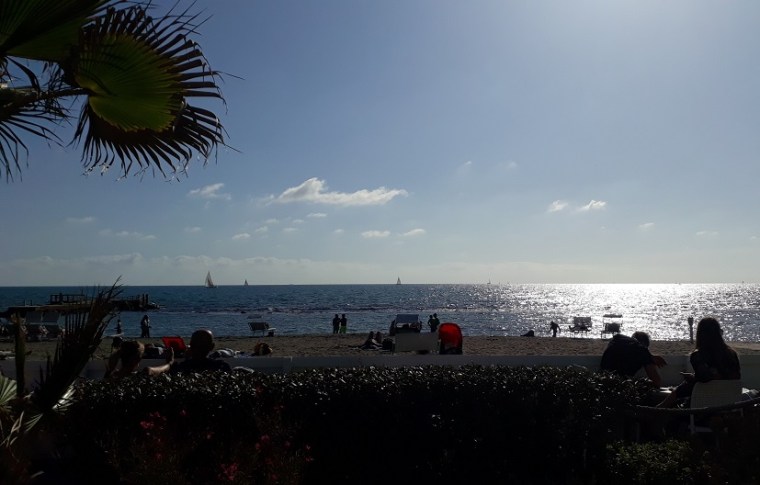 The perfect day trip from Rome finishes on the beach.