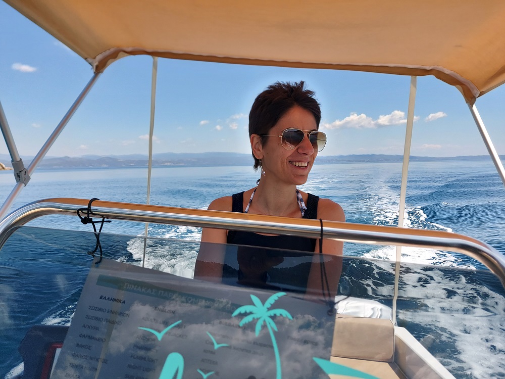 Driving the boat around Diaporos Island