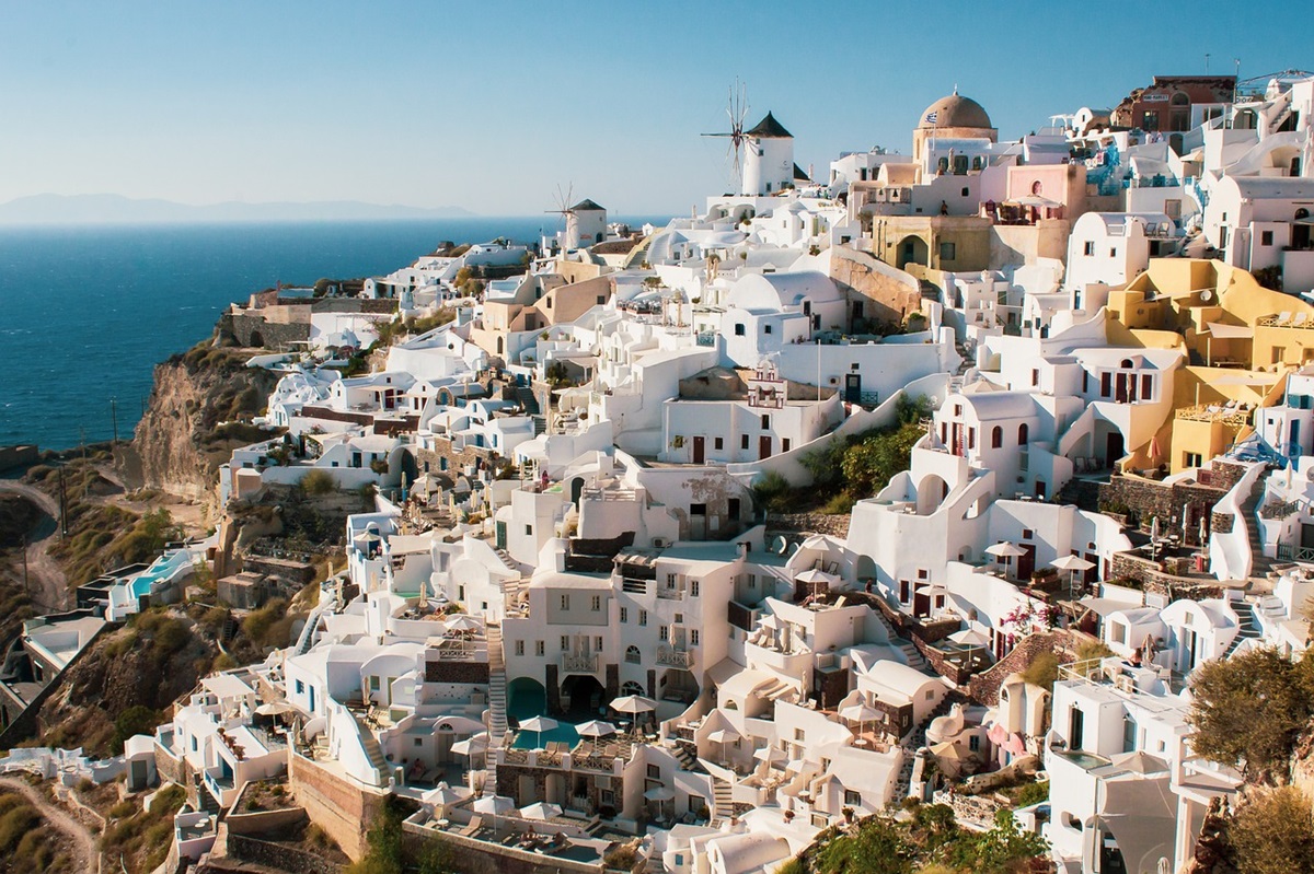 Stunning Greek Islands for Solo Female Wanderers